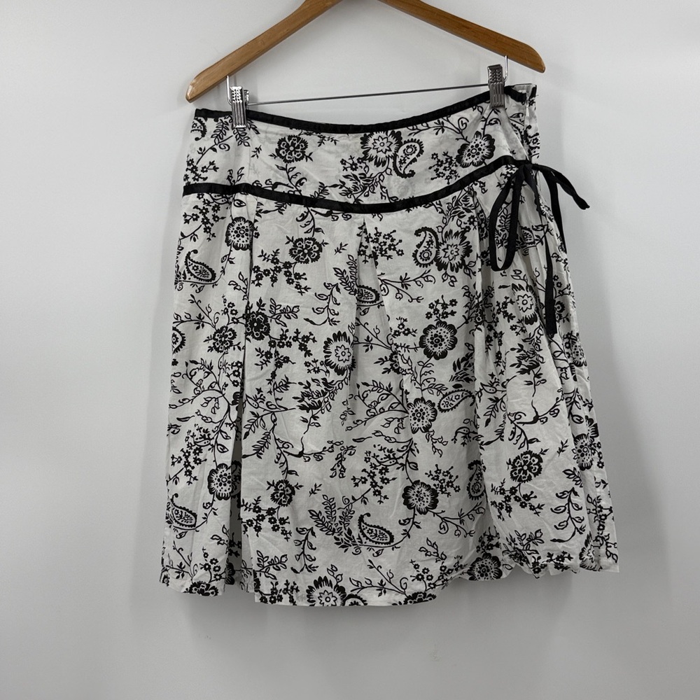 Kommotiom NY rockabilly black and white cotton circle skirt retro